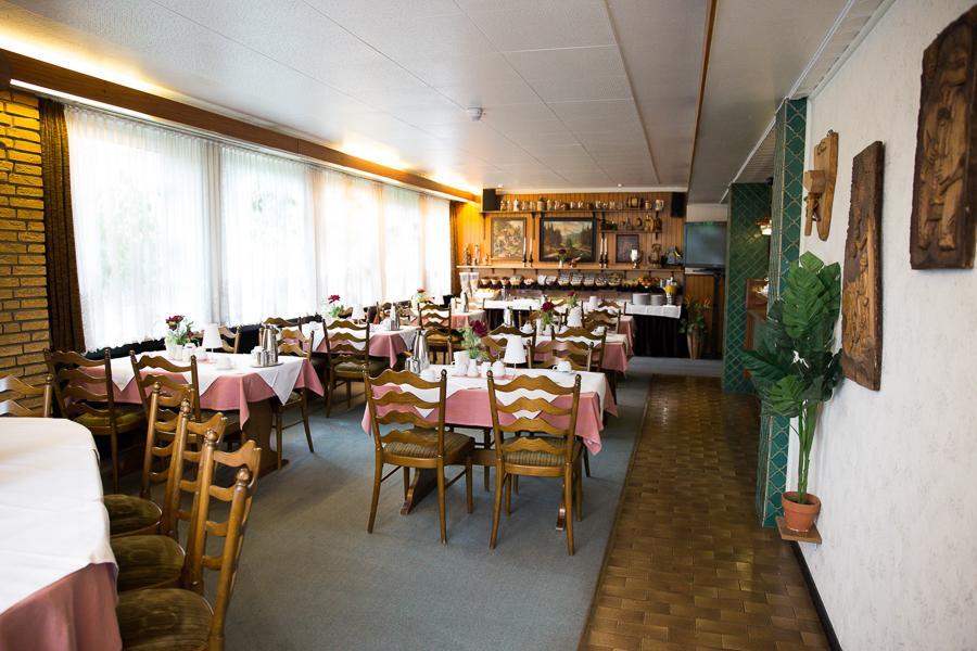 Hotel Zur Bruecke Крефелд Екстериор снимка